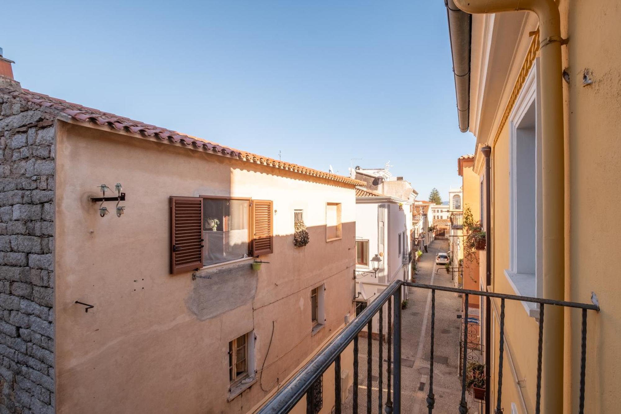 Dimoras Dimore Nel Cuore Di Olbia Exterior foto
