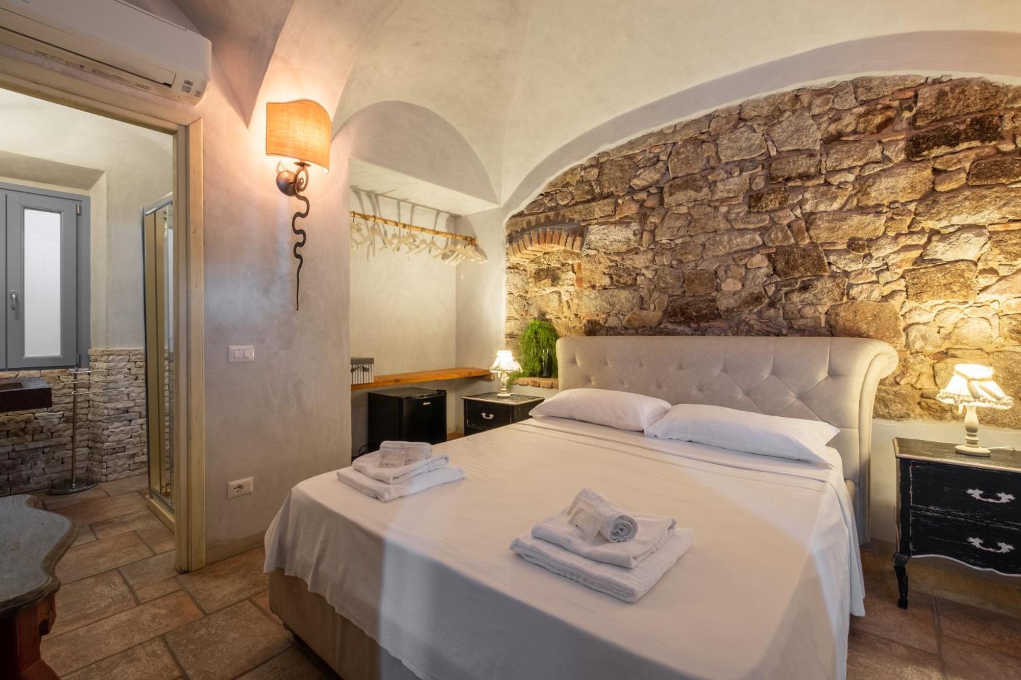 Dimoras Dimore Nel Cuore Di Olbia Exterior foto