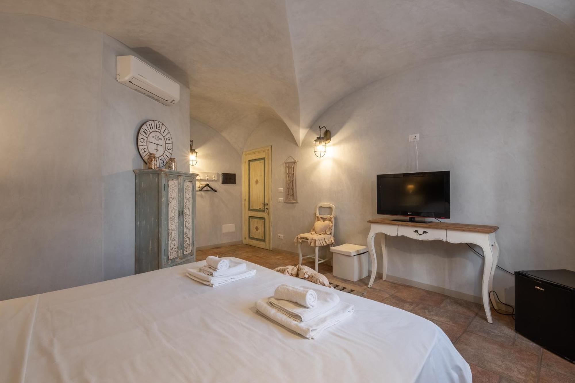 Dimoras Dimore Nel Cuore Di Olbia Exterior foto